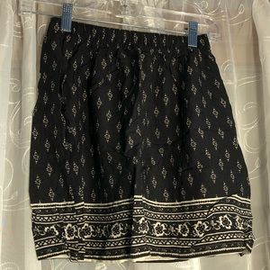 flowy skirt, Hollister, black and cream pattern